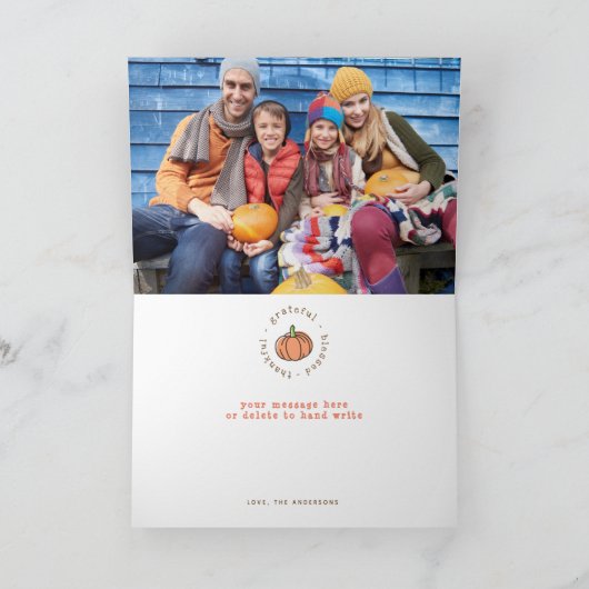 カボチャ感謝賛美家族の写真 カード (内部)