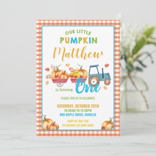 カボチャ第1誕生会の収穫のトラックの男の子 招待状 (スタンド正面)