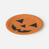 カボチャ顔のハロウィンのオレンジ幸せな装飾 ペーパープレート (アングル)