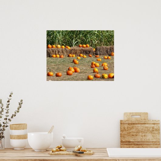 カボチャ、トウモロコシ、干し草の秋の収穫写真 ポスター (キッチン)