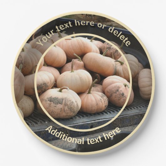 カボンプキンオントラック秋をテーマにしたパーソナライズされたパーティー ペーパープレート (正面)
