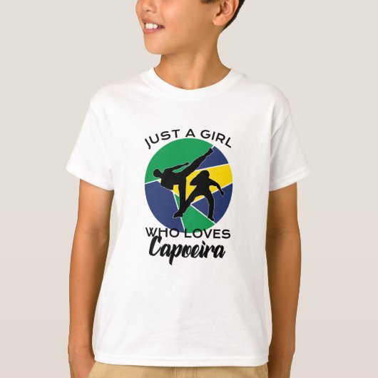 カポエイラを愛しているだけの女の子 Tシャツ (正面)