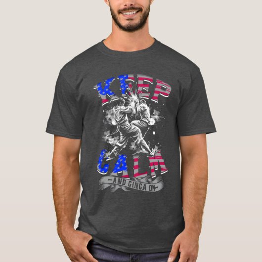 カポエイラ ブラジル マスター 気を静めてジンガを踊れ Tシャツ (正面)