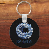 カマの青い猫の波 キーホルダー (正面)