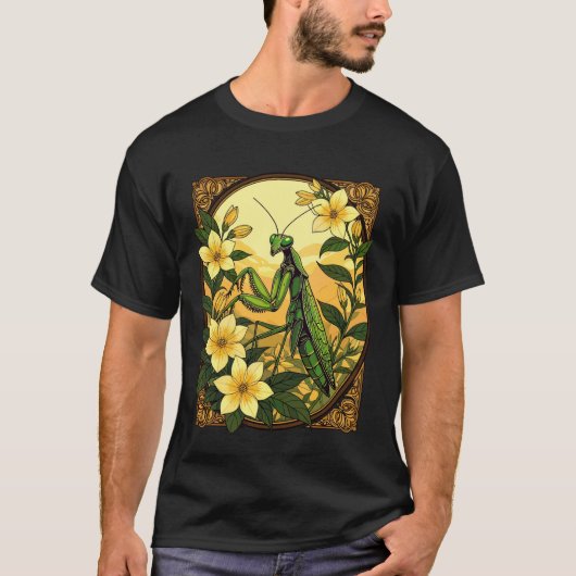 カマキリと黄色いジャスミンの花 Tシャツ (正面)