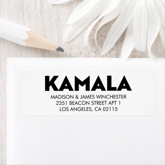 カマモダンラはっきりしたタイポグラフィ白黒 ラベル (インサイチュ)