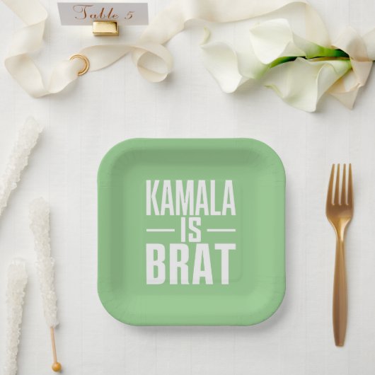 カマラはbrat ペーパープレート (ウェディング)