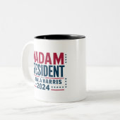カマラハリス大統領2024投票民主党員 ツートーンマグカップ (正面左)
