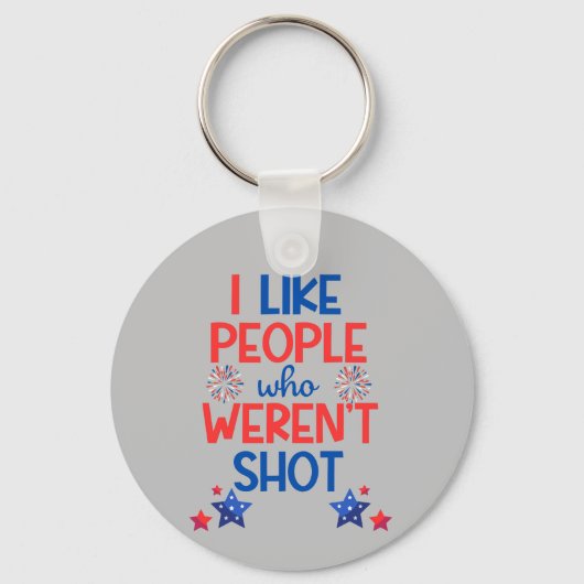 カマラハリス選挙おもしろいアンチ – トランプ赤&青 キーホルダー (正面)