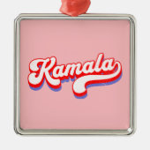 カマラハリス2024かわいい2024選挙ホットピンク メタルオーナメント (正面)