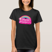 カマラハリスTシャツピンク色の虹 Tシャツ (正面)