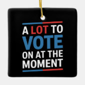 カマラ2024の瞬間に投票するおもしろい多くの セラミックオーナメント (正面)