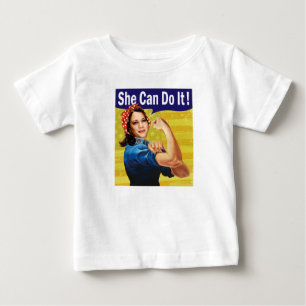 カマラ・ハリス 彼女ならできるわ ベイビー ファイン・ジャージ ベビーTシャツ