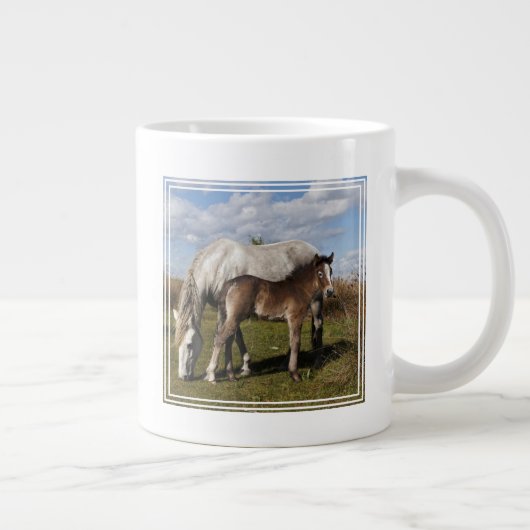 カマルグの子馬と母馬 ジャンボコーヒーマグカップ (右)