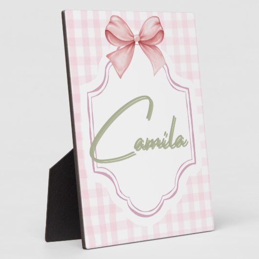 カミラちゃんのためのオーダーメイドのベビーガール・ナーサリー　ボウ＆ギンガム フォトプラーク (側面)