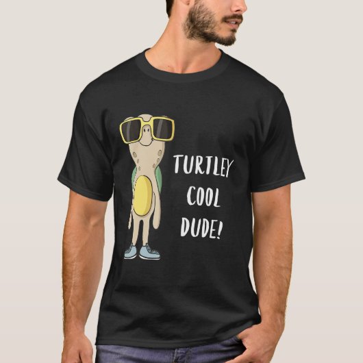 カメがクールな男、カメ好きのためのおもしろTシャツ Tシャツ (正面)