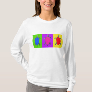 カメのおもしろい Tシャツ