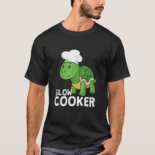 カメのスロークッカーの料理人 Tシャツ (正面)