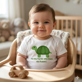 カメの子供用Tシャツ ウサギに勝った! ベビーTシャツ