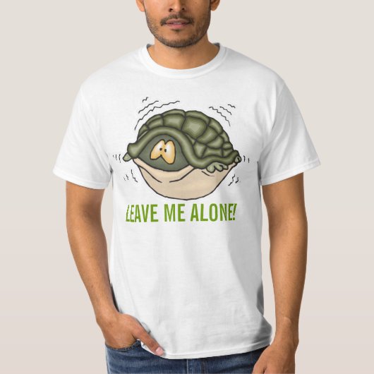 カメの殻に隠れてひとりにして Tシャツ (正面)