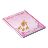 カメの母の愛ピンクアクセントローズ ノートパッド (アングル)