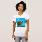 カメの水中女性Tシャツ Tシャツ (正面フル)