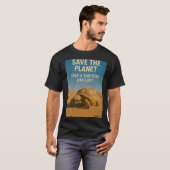 カメを救おう Tシャツ (正面フル)