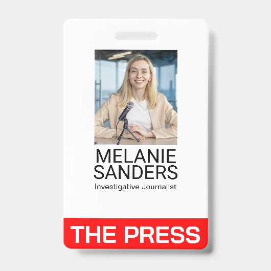 カメラで微笑むジャーナリスト バッジ (正面)