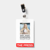 カメラで微笑むジャーナリスト バッジ (正面 （クリップ付）)