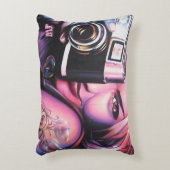 カメラはっきりしたモノグラム付きGrafitti女性 アクセントクッション (正面(垂直))