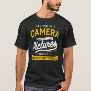 カメラはフォトグラファーで本当に素晴らしい写真を撮影 Tシャツ
