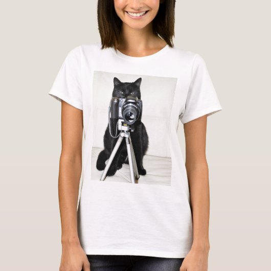 カメラを持った猫 Tシャツ (正面)