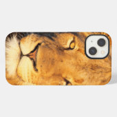 カメラを見ている赤いManedライオン iPhoneケース (裏面横)