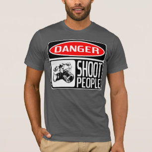 カメラマンのユーモア Tシャツ