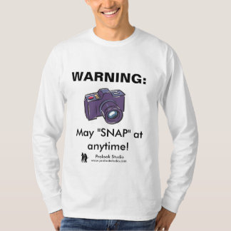 カメラマンの警告のTシャツ Tシャツ