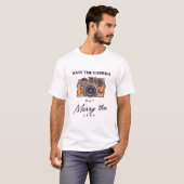 カメラレンズ写真撮影者結婚 Tシャツ (正面フル)