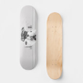 カメラ付シュナウザー スケートボード (正面)