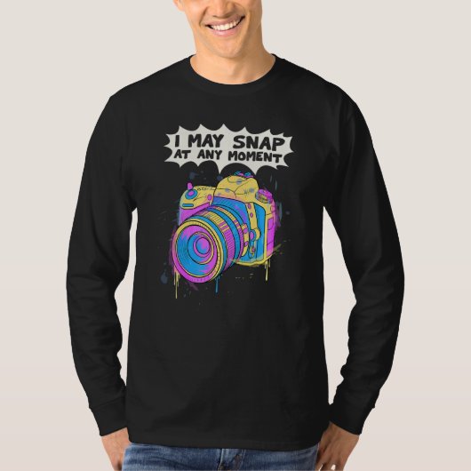 カメラ写真I任意のMomenでスナップ Tシャツ (正面)