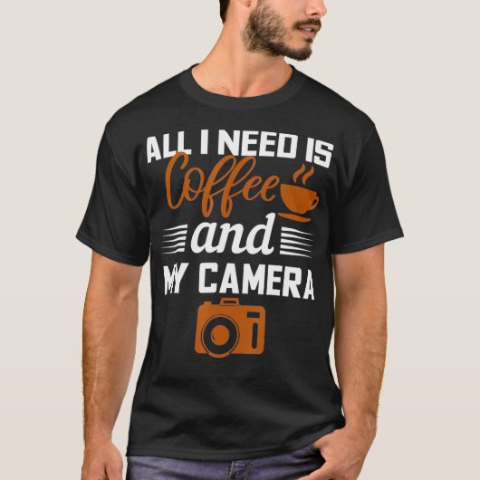 カメラ コーヒー 写真撮影 ギフト 写真家へのプレゼント Tシャツ (正面)