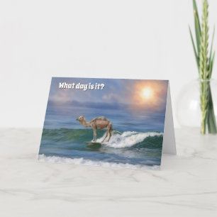 カメルおもしろいサーフィンの海誕生日カード カード