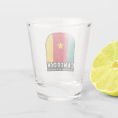 カメルーン国旗のエンブレム動揺してヴィンテージ ショットグラス (裏面)