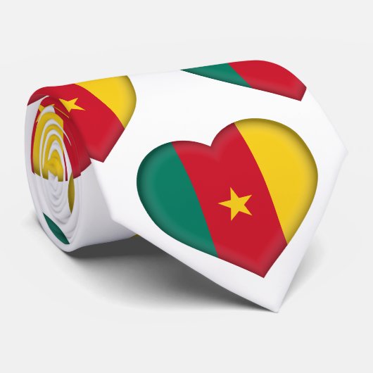 カメルーン国旗の色ハート模様ネックタイ ネクタイ (ロール)