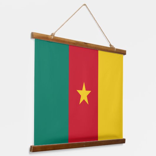 カメルーン国旗を持つウォールタペストリー 吊り下げ型タペストリー (傾斜あり)