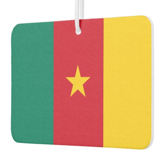 カメルーン国旗を持つカーエアーフレッシュナー カーエアーフレッシュナー (左)