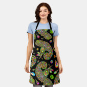 カメレオンサイケデリックファンタジー エプロン (着用した状態)