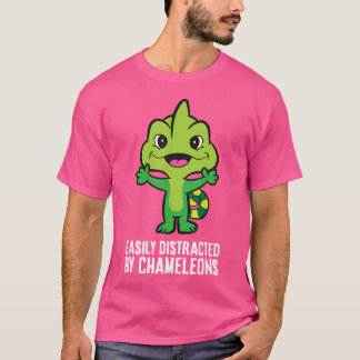 カメレオンペットはカメレに容易に気を散らす Tシャツ