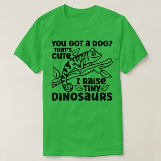 カメレオン小さな恐竜のカメレオン Tシャツ (デザイン正面)
