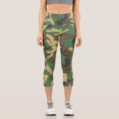 カモフパーソナライズされたル緑褐色パターン カプリレギンス (正面)
