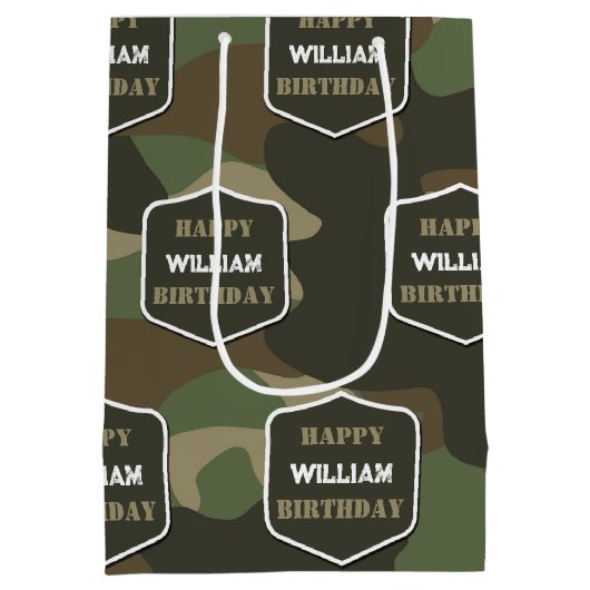 カモフラージグリーン迷彩柄アーミーモノグラム誕生日名 ミディアムペーパーバッグ (裏面)