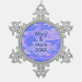 カモフラージパステルブルー抽象芸術パターン スノーフレークピューターオーナメント (正面)